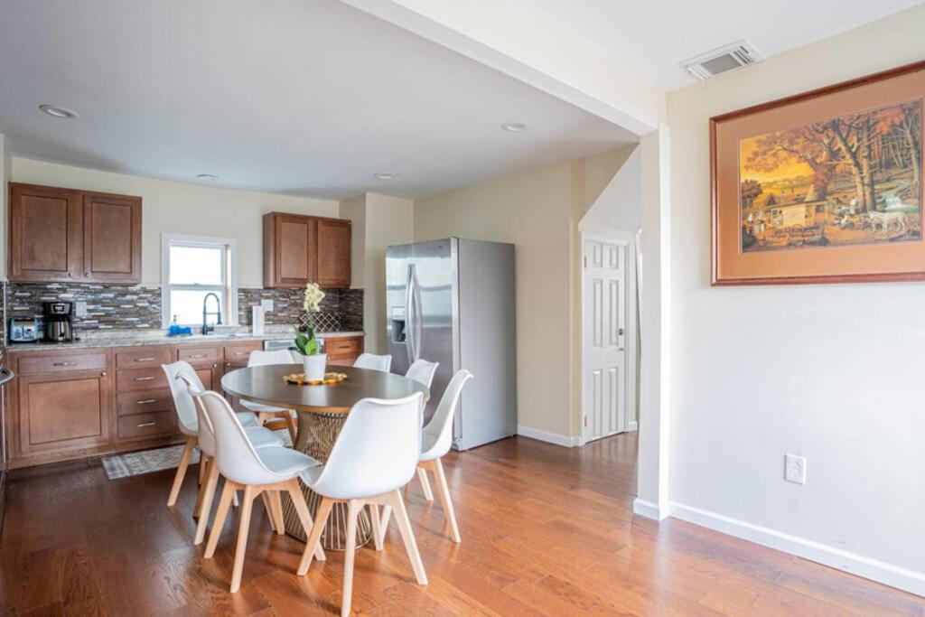 New 4Br In Ac Quiet Island Central Location Атлантик Сити Экстерьер фото